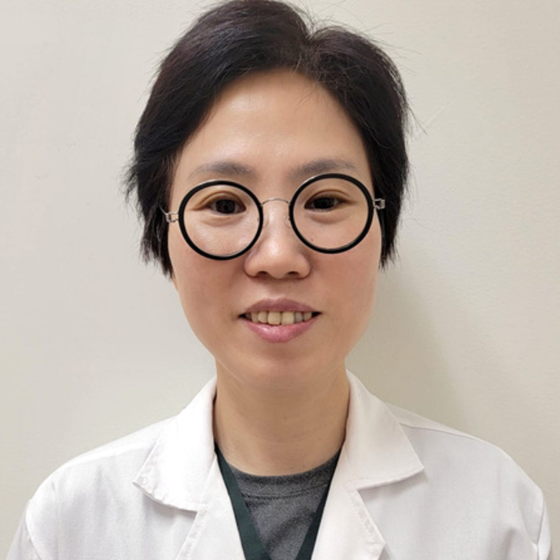 Dr. Yu, Clinical Director